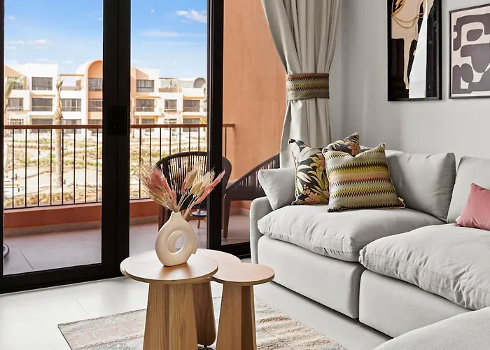 Posh Gouna Poolside